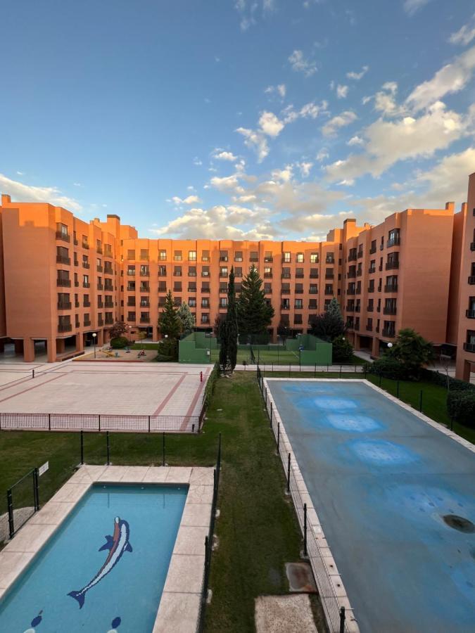 Samaniego Suite, Airport, Ifema Turistico Мадрид Экстерьер фото